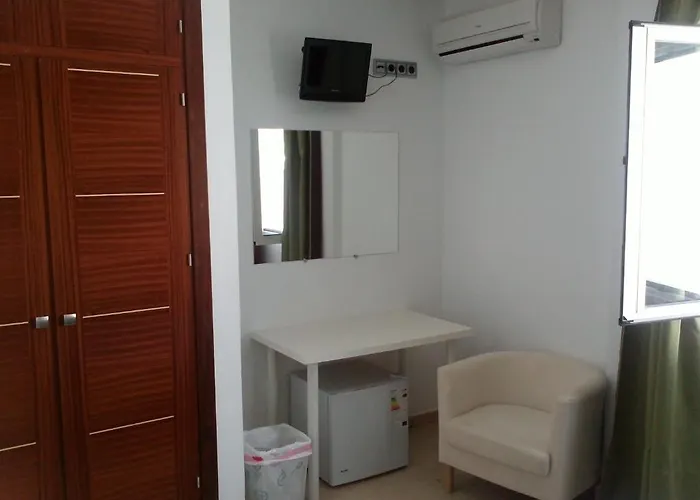 Victoria Mar Hostal *